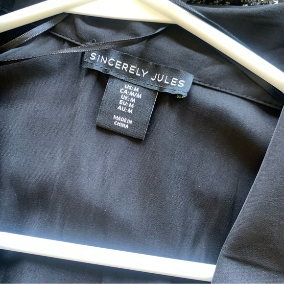 Cute black tie front long sleeve top - Picture 3 of 6